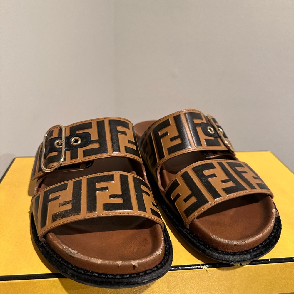 Fendi slides